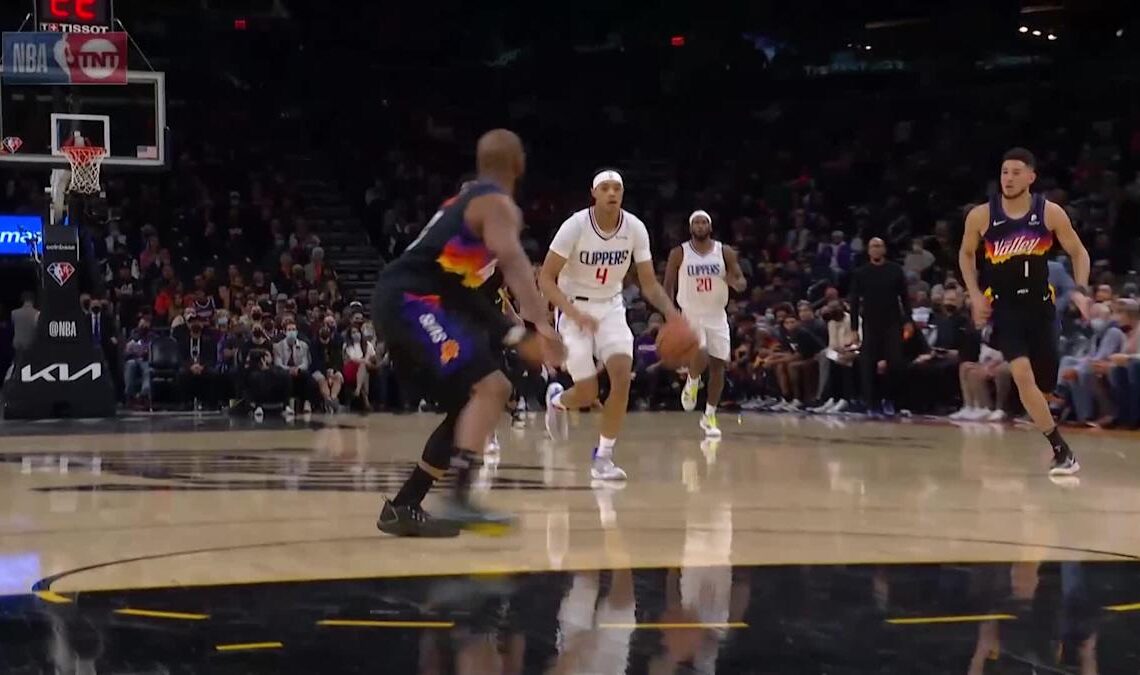 Amir Coffey with a dunk vs the Phoenix Suns