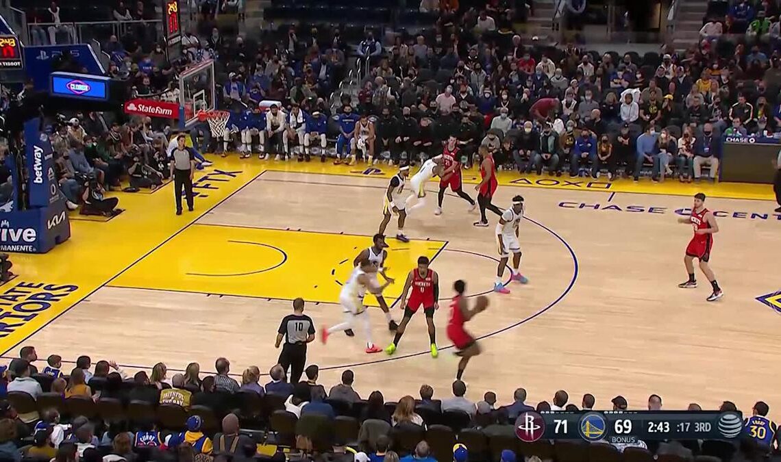 Armoni Brooks with a deep 3 vs the Golden State Warriors