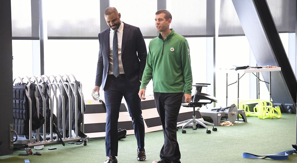 Brad Stevens won’t step on Ime Udoka’s toes