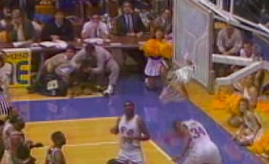 Jerome Lane dunk: Watch the backboard-shattering jam from 1988