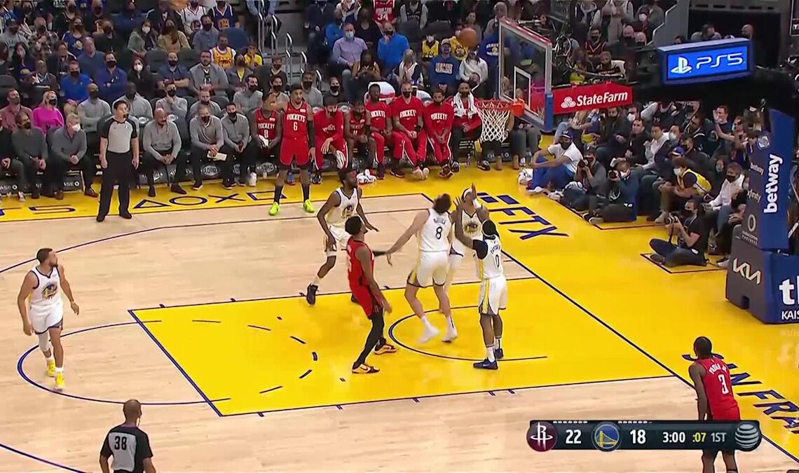 Kevin Porter Jr. with a dunk vs the Golden State Warriors