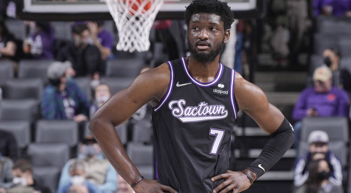 Kings News: Chimezie Metu has entered health and safety protocols