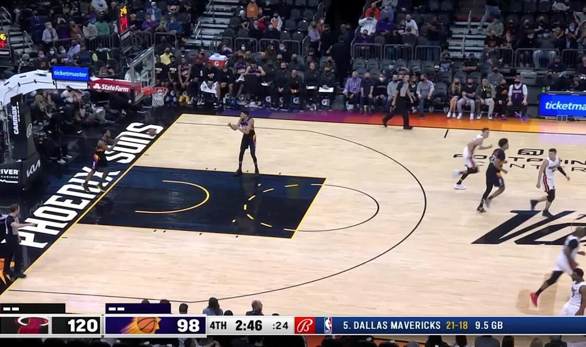 Kyle Lowry with a buzzer beater vs the Phoenix Suns