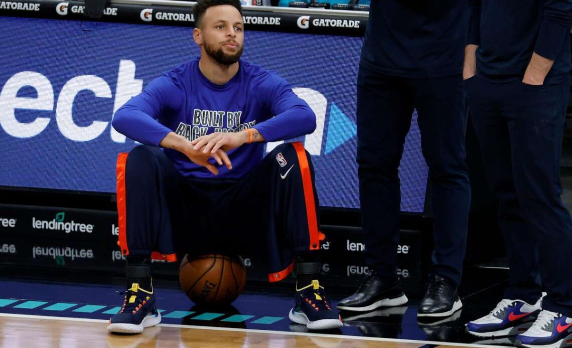 Steph Curry potentially out for Warriors' game vs Pelicans after suffering quad injury