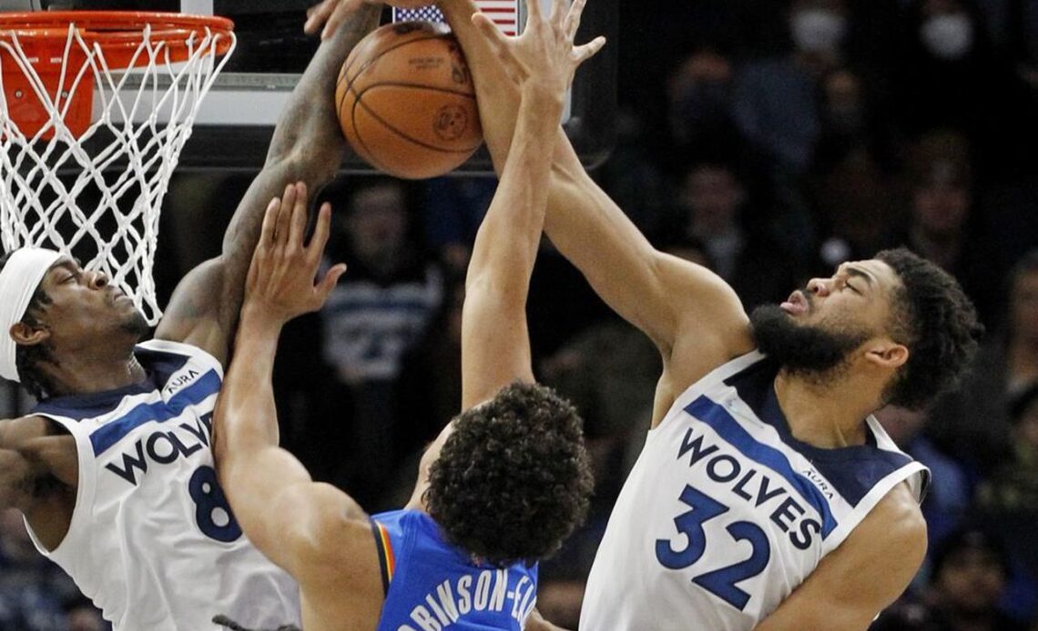 Towns, Russell return; Timberwolves beat Thunder 98-90