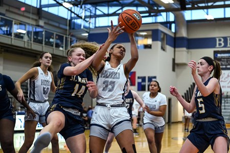 Women’s basketball edges past Stevenson in conference opener