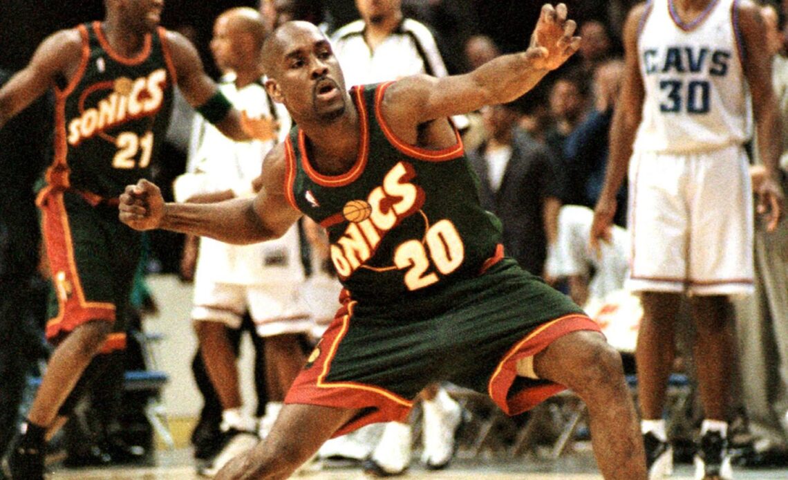 Gary Payton on his dad coming to school & slapping him in front of class for acting up