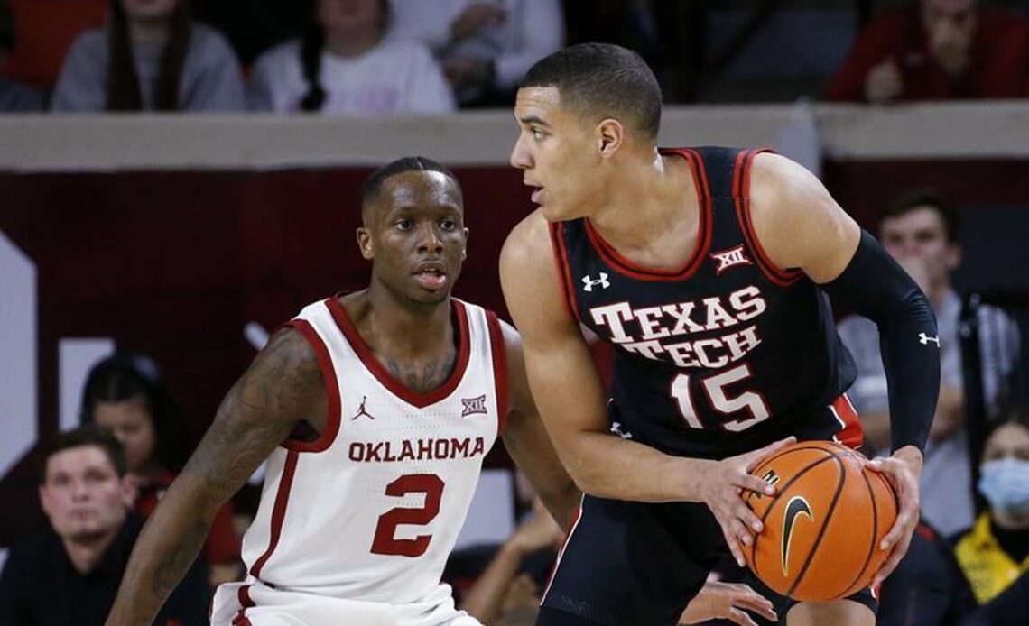 Gibson scores 30 as Oklahoma topples No. 9 Texas Tech 70-55