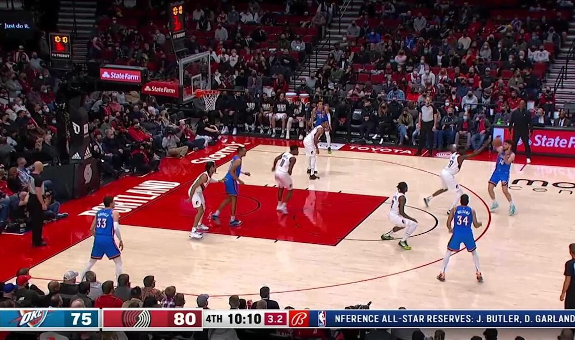 Kenrich Williams with an and one vs the Portland Trail Blazers