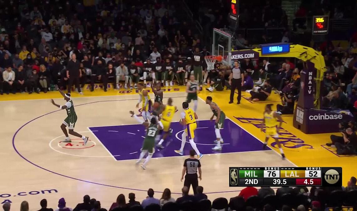 Top dunks from Los Angeles Lakers vs. Milwaukee Bucks