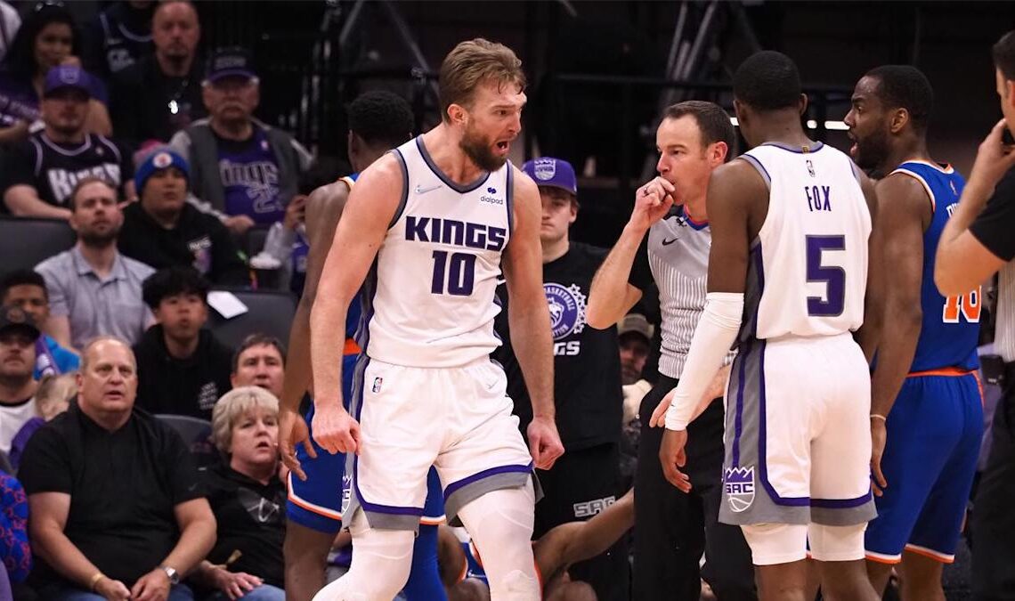 Domantas Sabonis ejected, Kings blow 20-point lead in loss to Knicks