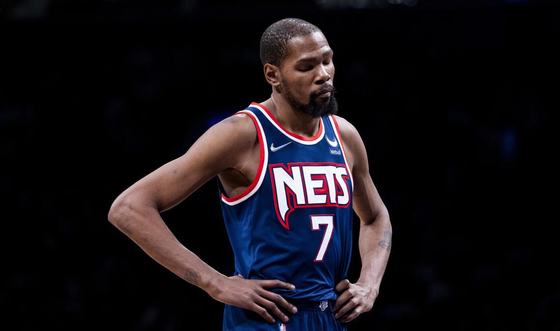 Kevin Durant does everything in his power, but his time with the Nets has been a disaster so far