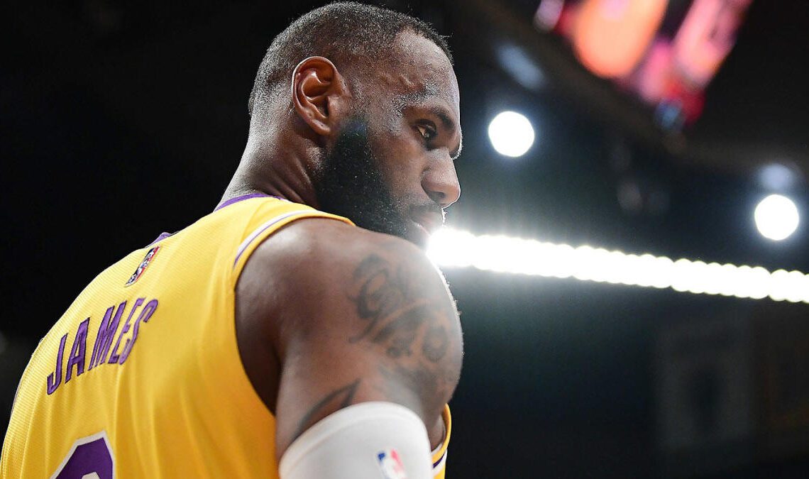 LeBron James confident his struggling Lakers can salvage season: 'Until you stomp me out ... I got a chance'