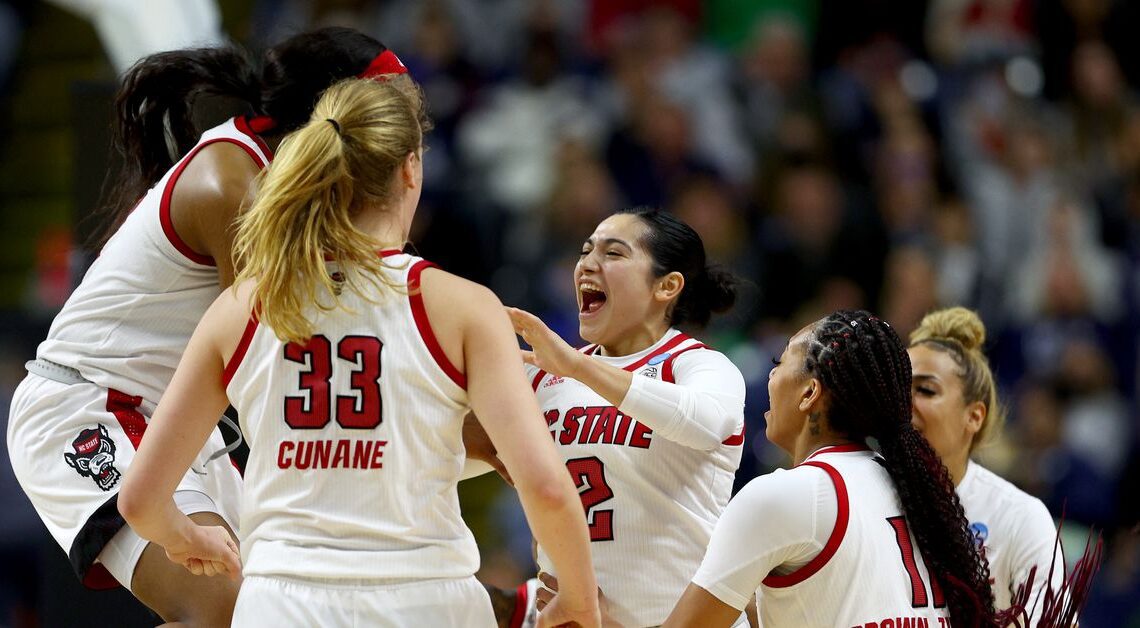 NCAAW: Raina Perez steal sends NC State Wolfpack to Elite Eight