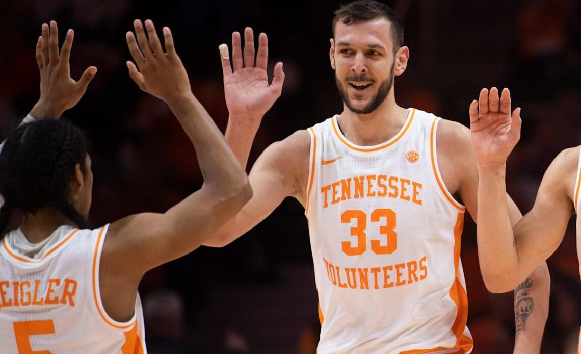 Tennessee-Georgia basketball pregame social media buzz