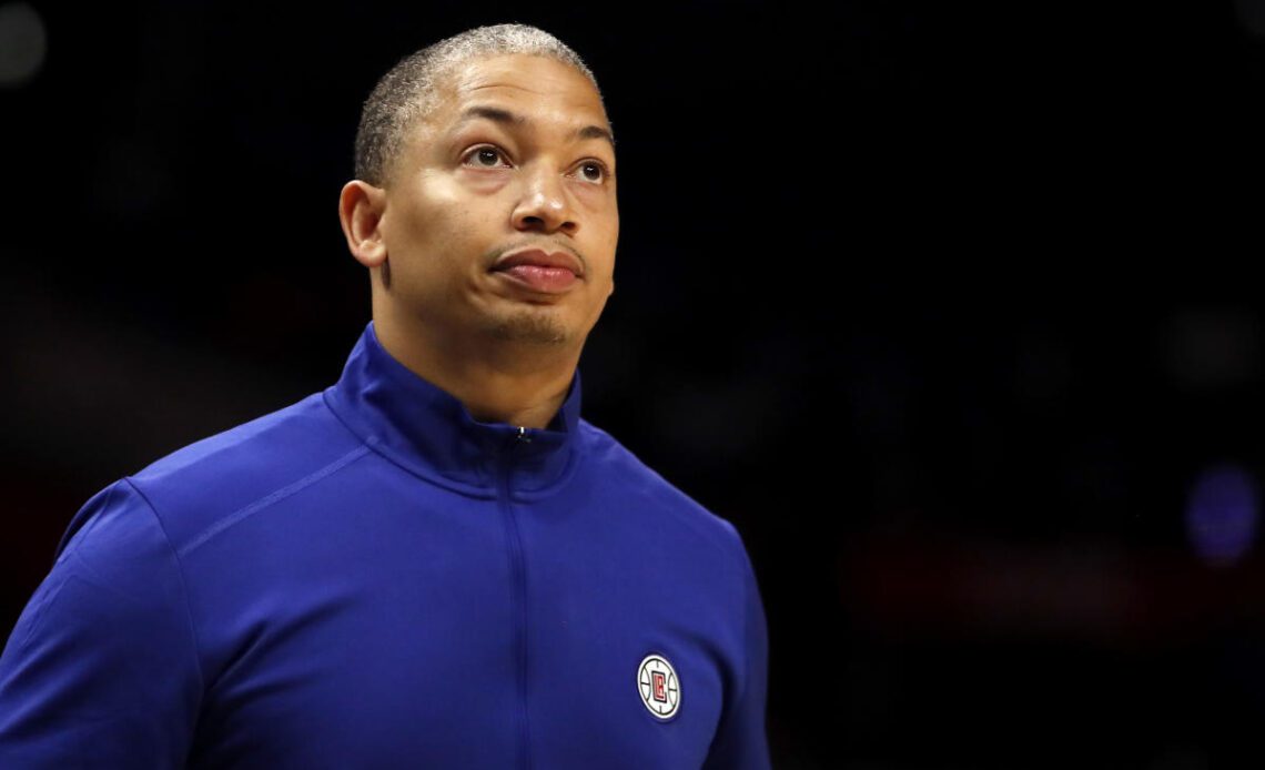 Tyronn Lue, Daryl Morey feuding over free-throw comments