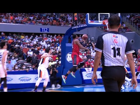 Brownlee a two-way terror | PBA Governors' Cup 2021 Finals