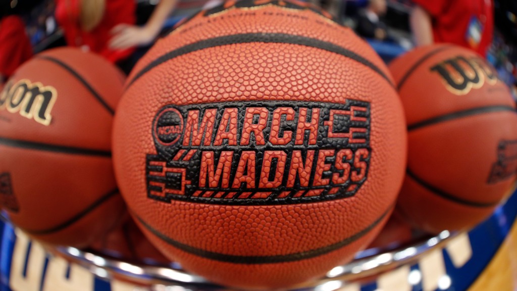 Florida basketball sneaks into NCAA Tournament in ESPN’s bracketology