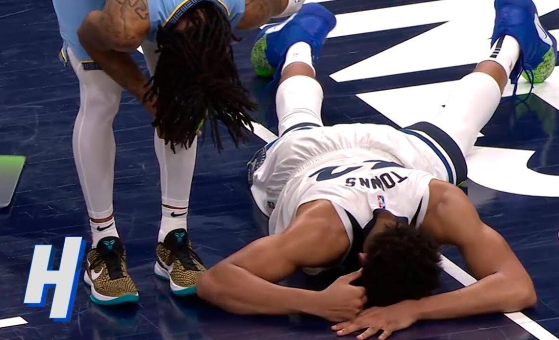 Ja Morant Checks on KAT's Injury