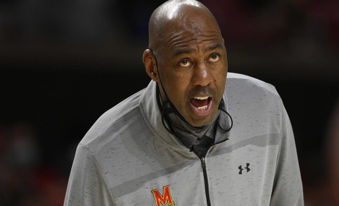 Louisville coach Payne adds Danny Manning to Cardinals staff
