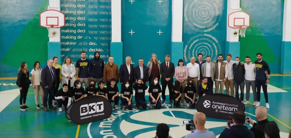 One Team and BKT open new courts in Istanbul