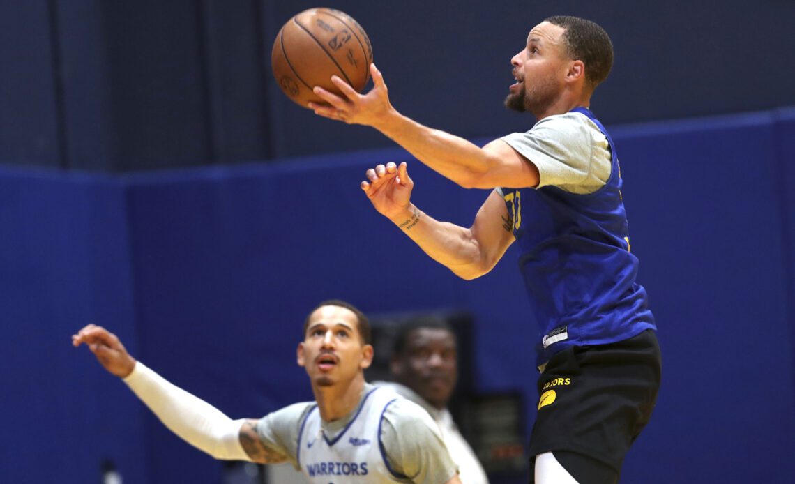 Stephen Curry hopeful about returning for start of NBA playoffs
