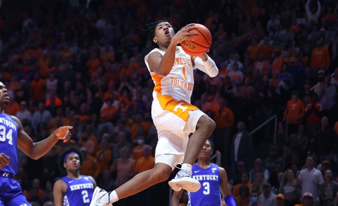Tennessee Volunteers PG Kennedy Chandler says he's entering NBA draft, hiring an agent