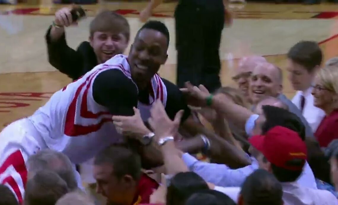 When Dwight Howard Purposely Dove Into 2 Rows Of Fans 😂