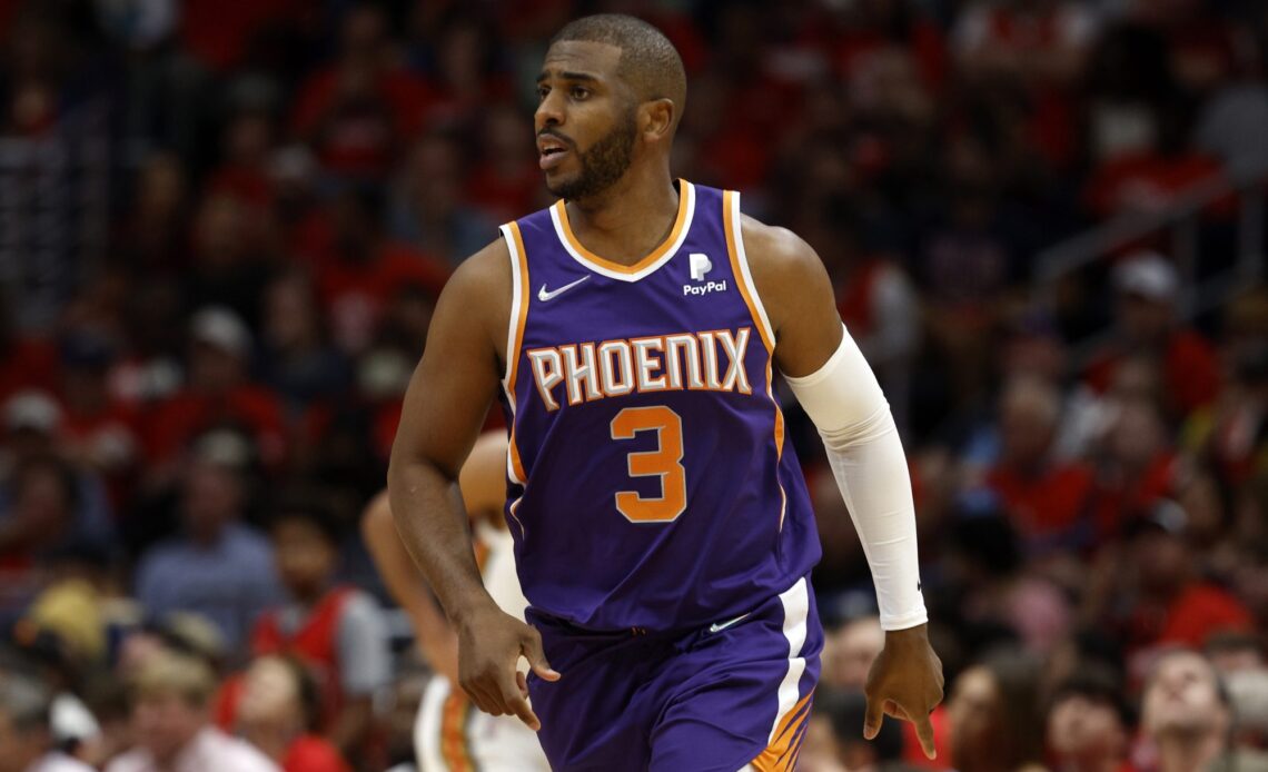 Chris Paul shuts down ESPN report he set 'curfew' for Suns