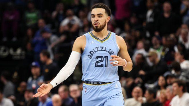 Knicks looking at Tyus Jones as potential free agent point guard