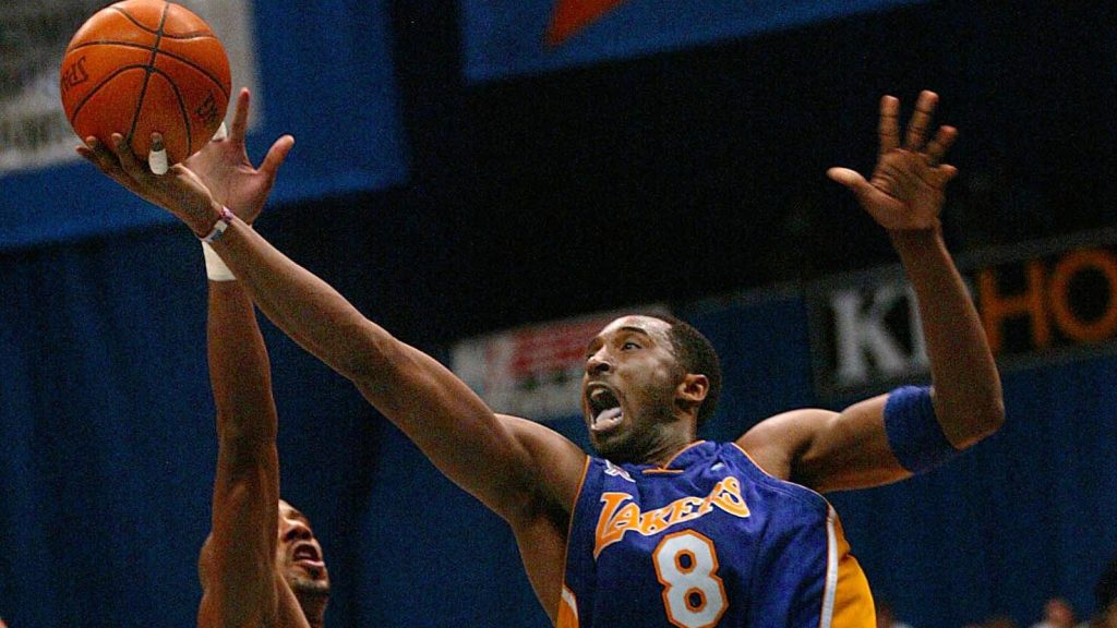 Kobe Bryant makes game-winner versus Spurs