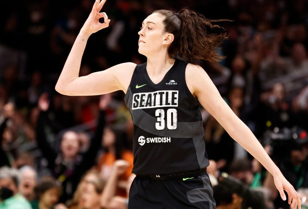 Breanna Stewart, who score 29 points, celebrates after hitting a 3-pointer in overtime during the Liberty's 79-71 loss to the Storm.