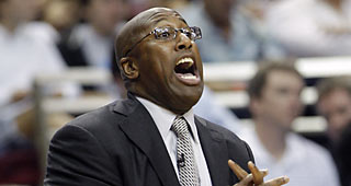 Mike Brown Prepared To Accept Kings' Job If Offered