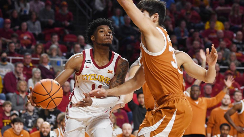 Texas lands Big 12 Freshman of the Year Tyrese Hunter