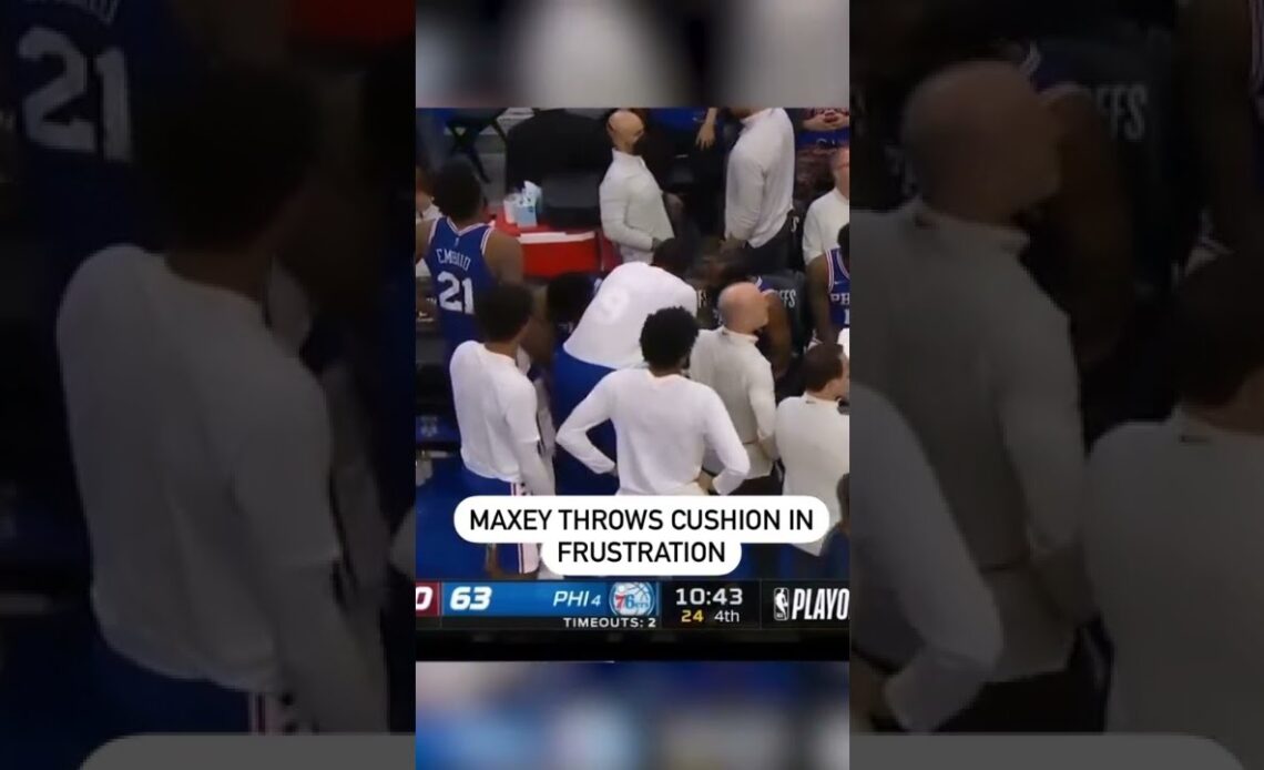 Tyrese Maxey was visibly upset on the Sixers bench #shorts