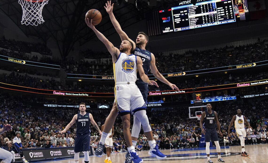 Warriors win 109-100, take 3-0 lead over Mavs in West finals