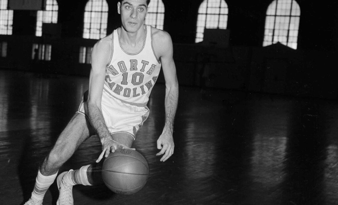 Lennie Rosenbluth, star of UNC's '57 title team, dies at 89