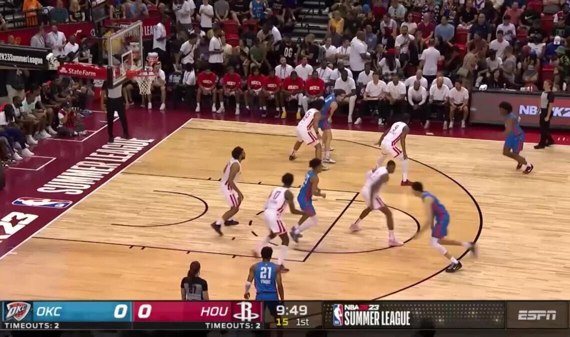 Aaron Wiggins with a first basket of the game vs the Houston Rockets