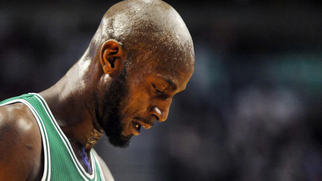 KG tries to buy the Timberwolves; Conner Henry born