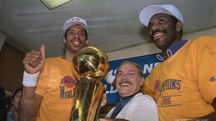 Los Angeles Lakers Owner Jerry Buss Attempted To Buy The Dallas Cowboys Back In 1989