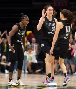 “Vintage Sue” leads Storm past Mystics, into semifinals