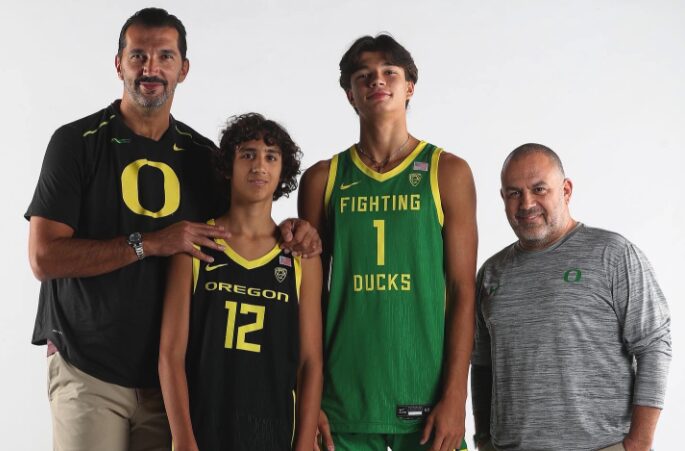 5-star SF Andrej Stojakovic lists Ducks in top-4