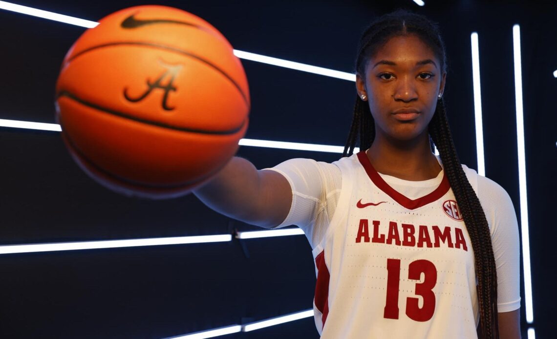 Alabama Women’s Basketball Signs West Virginia Transfer JeAnna Cunningham