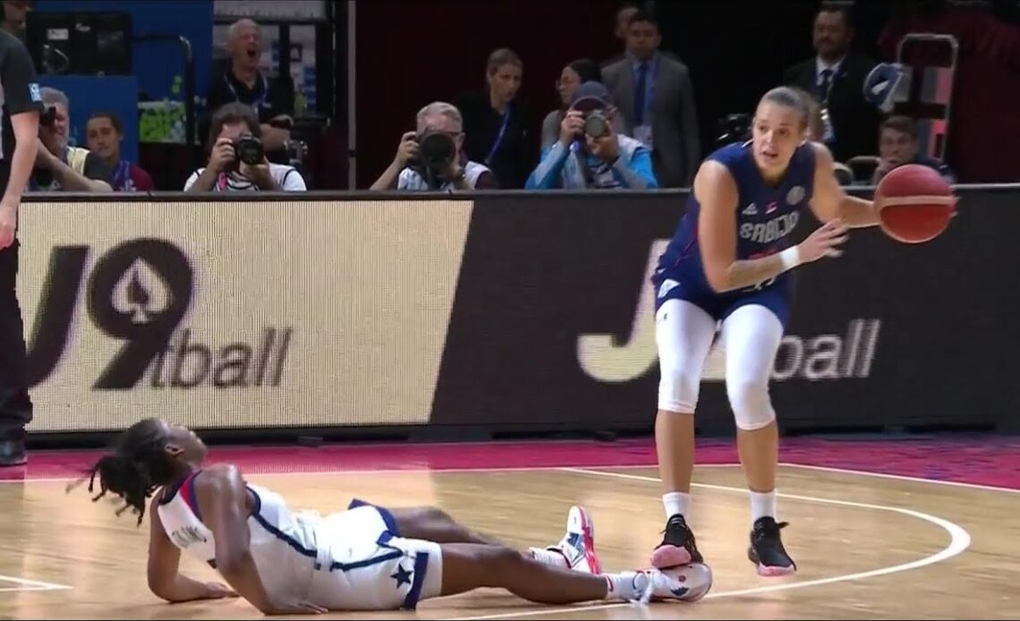 Atkins' Foot STOOD On, Leaves Game With Ankle Injury | USA Basketball vs Serbia, Women's World Cup
