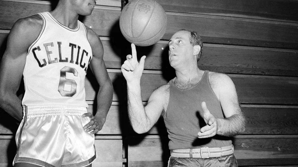 Celtics icons Bill Russell, Red Auerbach give lesson on getting boards