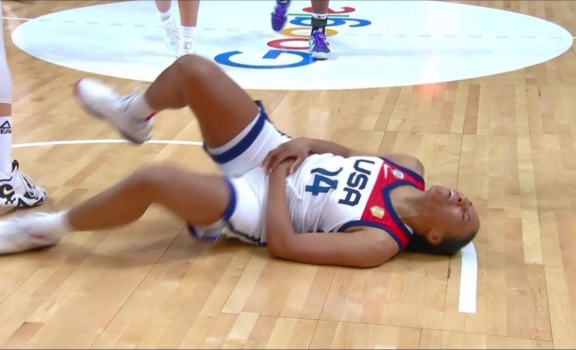 Laney BOUNCES On The Floor After Landing On Her Hip | USA Basketball vs Serbia, Women's World Cup