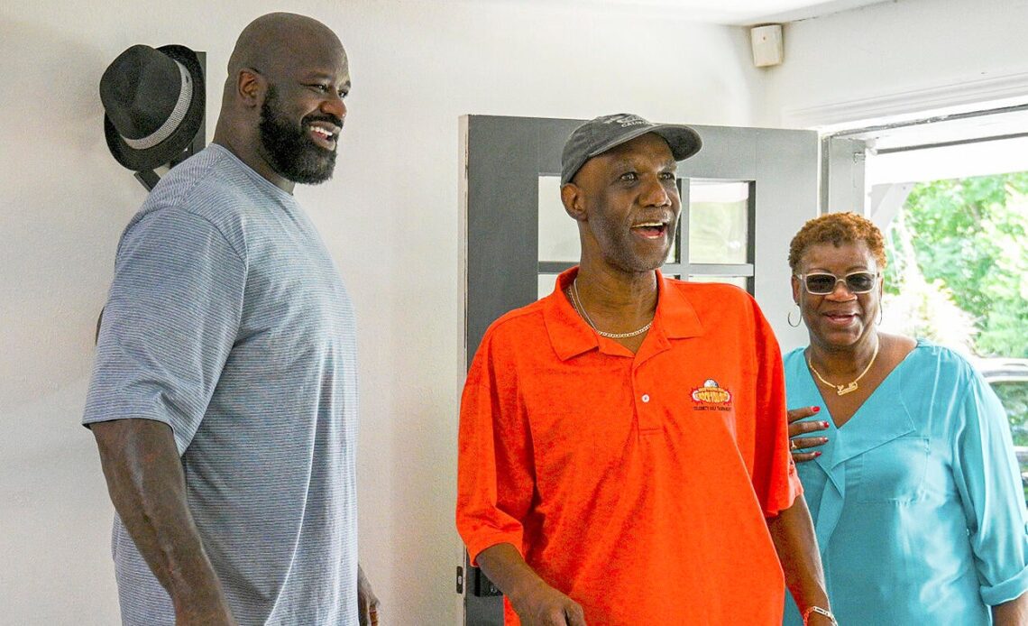 Shaquille O'Neal gives his uncle's home a supersized makeover on 'Secret Celebrity Renovation'