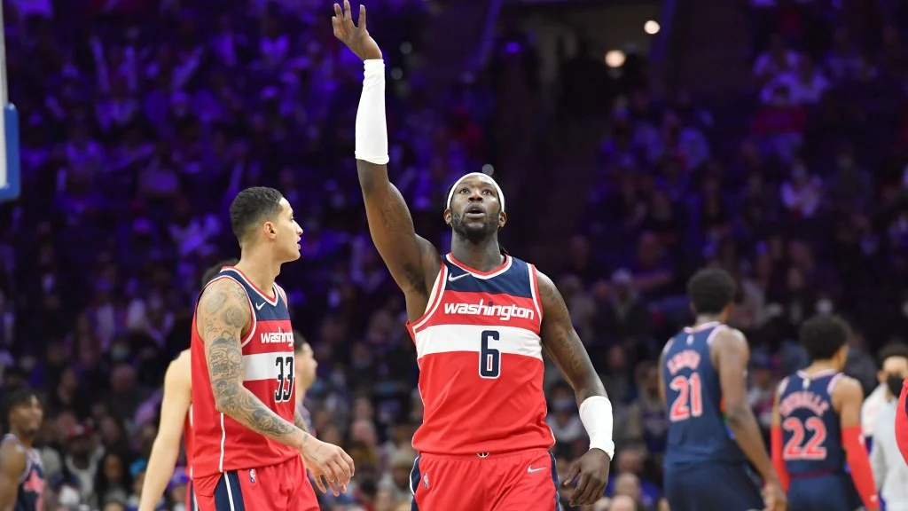 Sixers to sign free agent big man Montrezl Harrell to a 2-year deal