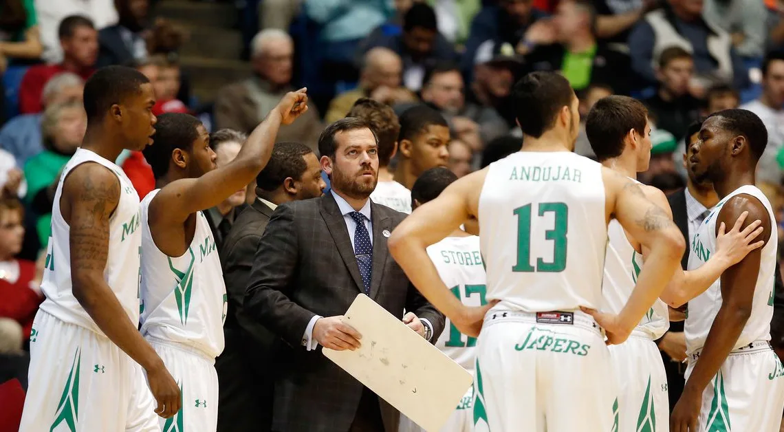 Manhattan coach Steve Masiello fired 2 weeks before season starts