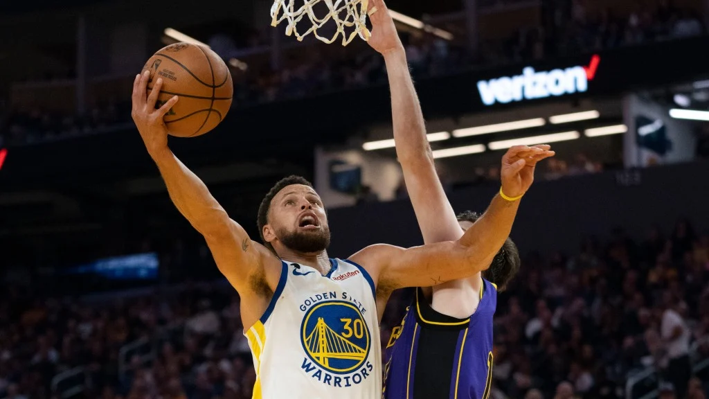 NBA Twitter reacts to Warriors cruising past Lakers on opening night